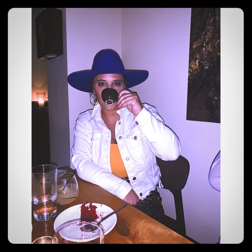 Meet your Posher, Nicole